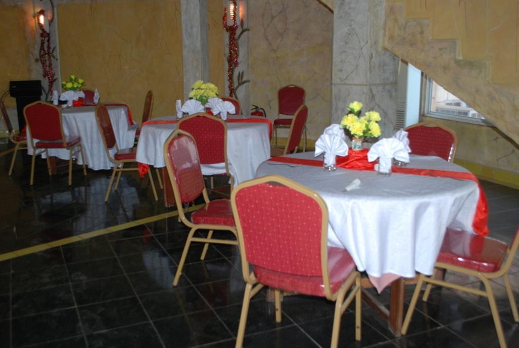 Hotel Magic Land Dakar Exteriör bild